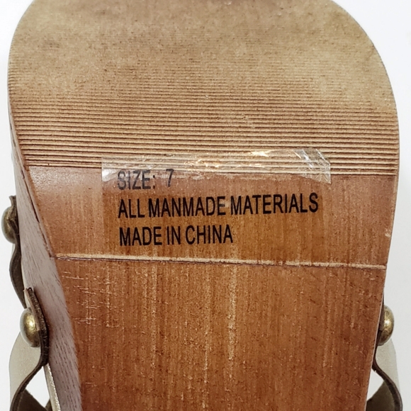 Qupid Basket Weave Platform Heel Sandals - Picture 6 of 8